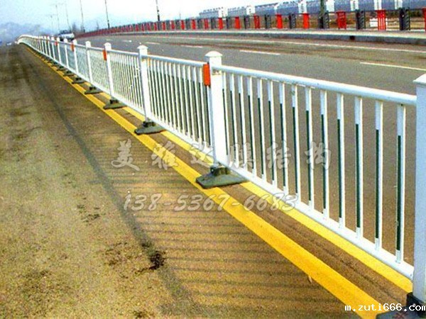 道路护栏