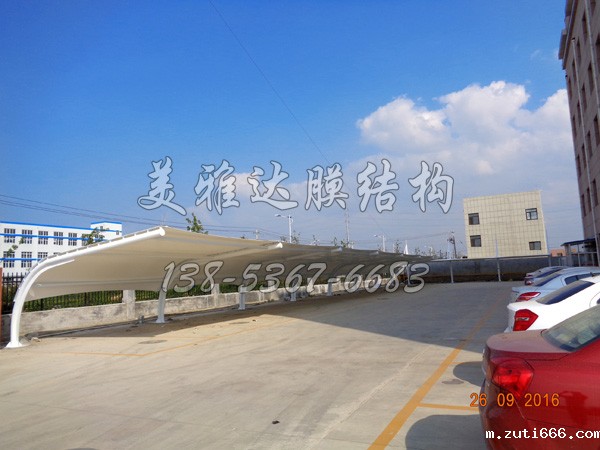 宏伟化工车棚膜结构