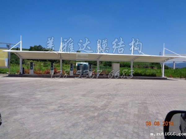 河北承德服务区 平泉北区